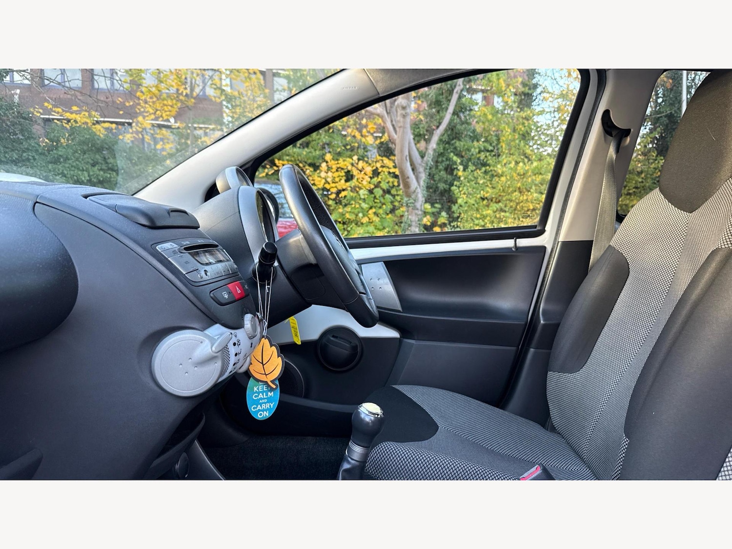 Used Toyota AYGO 2013 for sale - 76522417: Photo 12