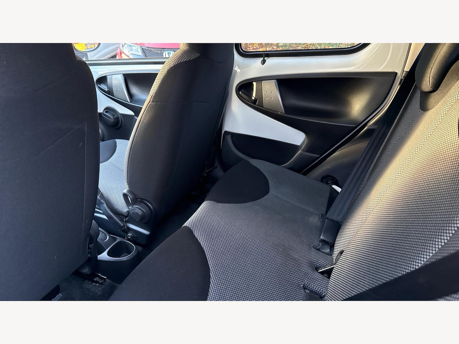 Used Toyota AYGO 2013 for sale - 76522417: Photo 15
