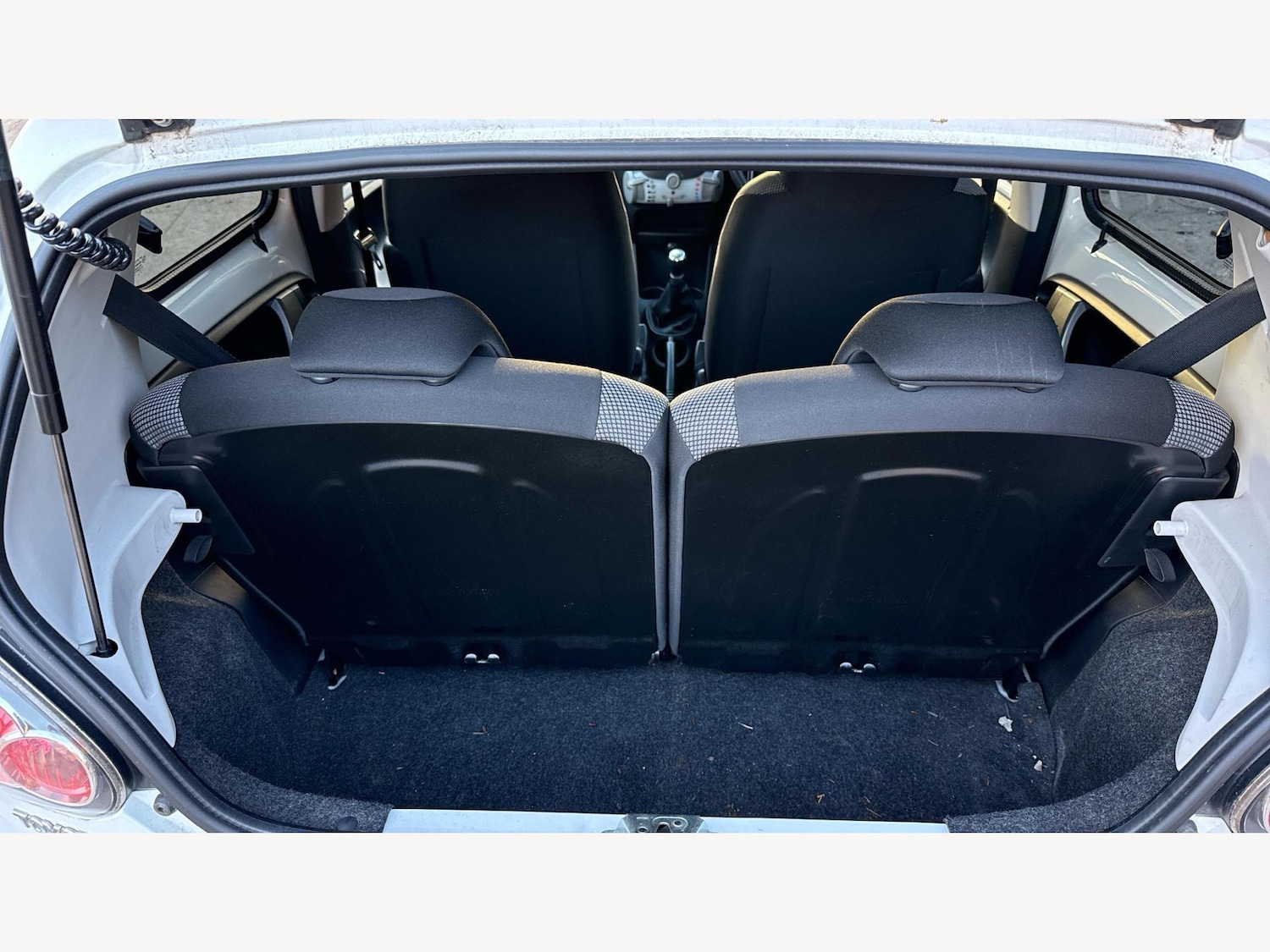 Used Toyota AYGO 2013 for sale - 76522417: Photo 16