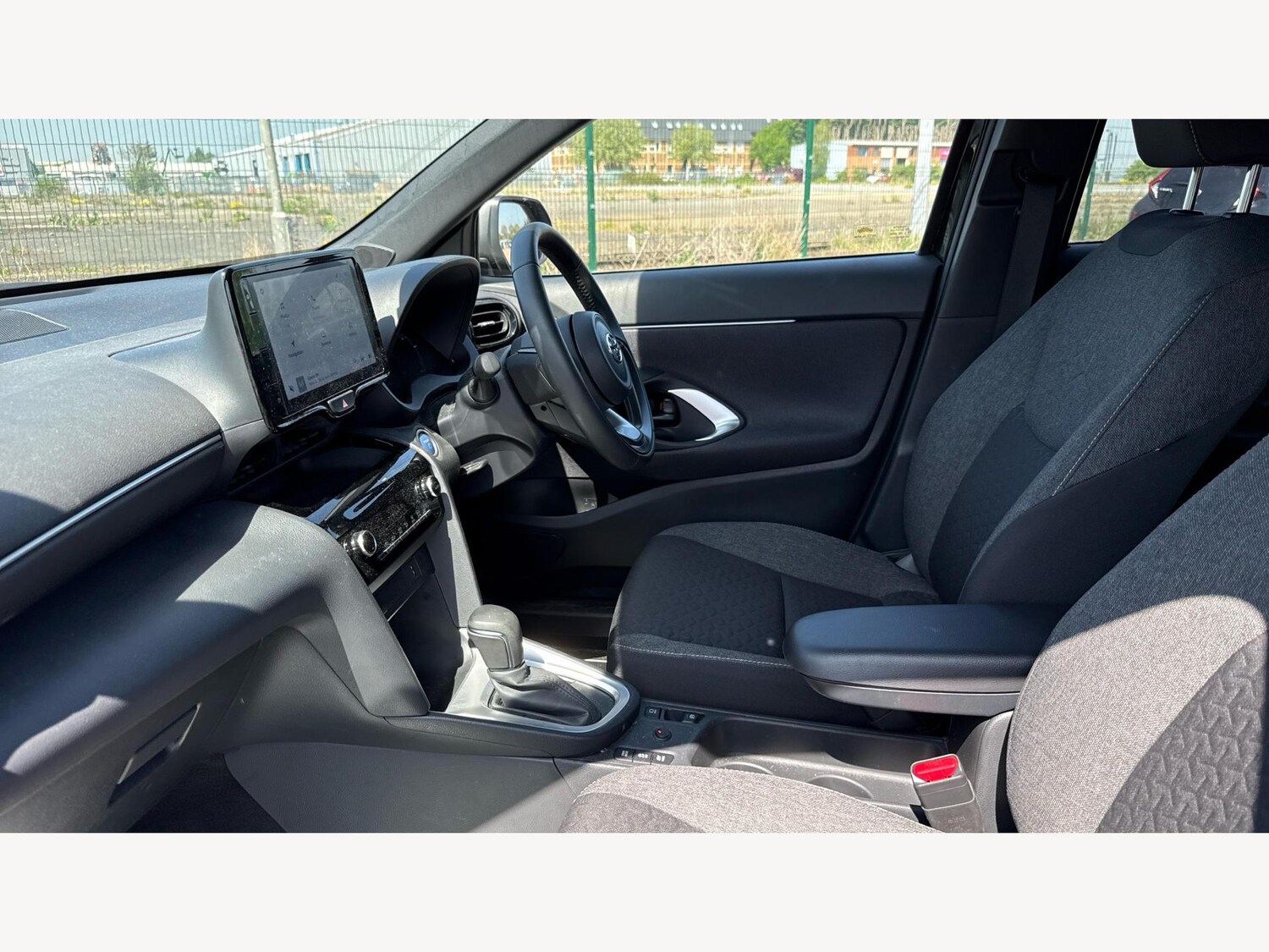 Used Toyota Yaris Cross 2023 for sale - 76498590: Photo 12