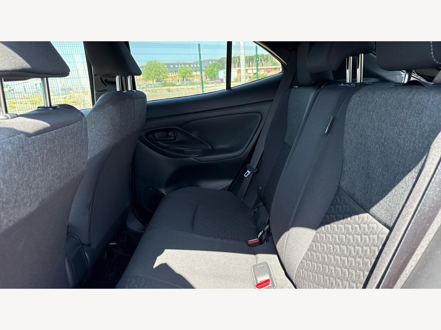 Used Toyota Yaris Cross 2023 for sale - 76498590: Photo 15