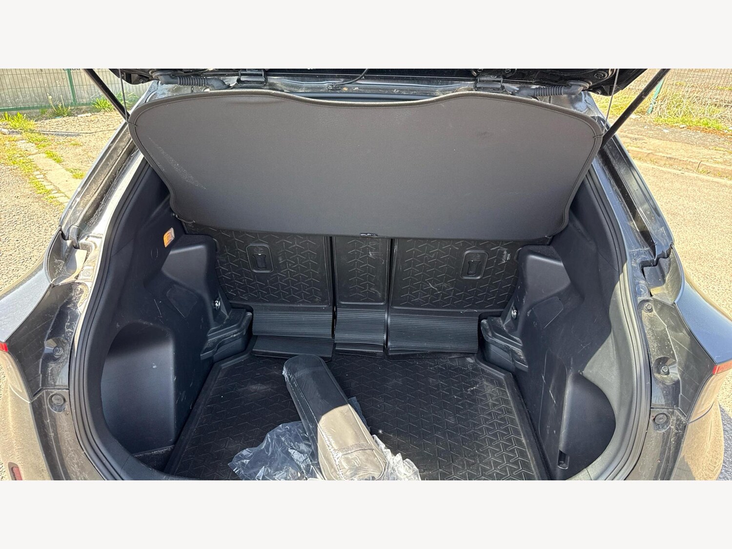 Used Toyota Yaris Cross 2023 for sale - 76498590: Photo 16