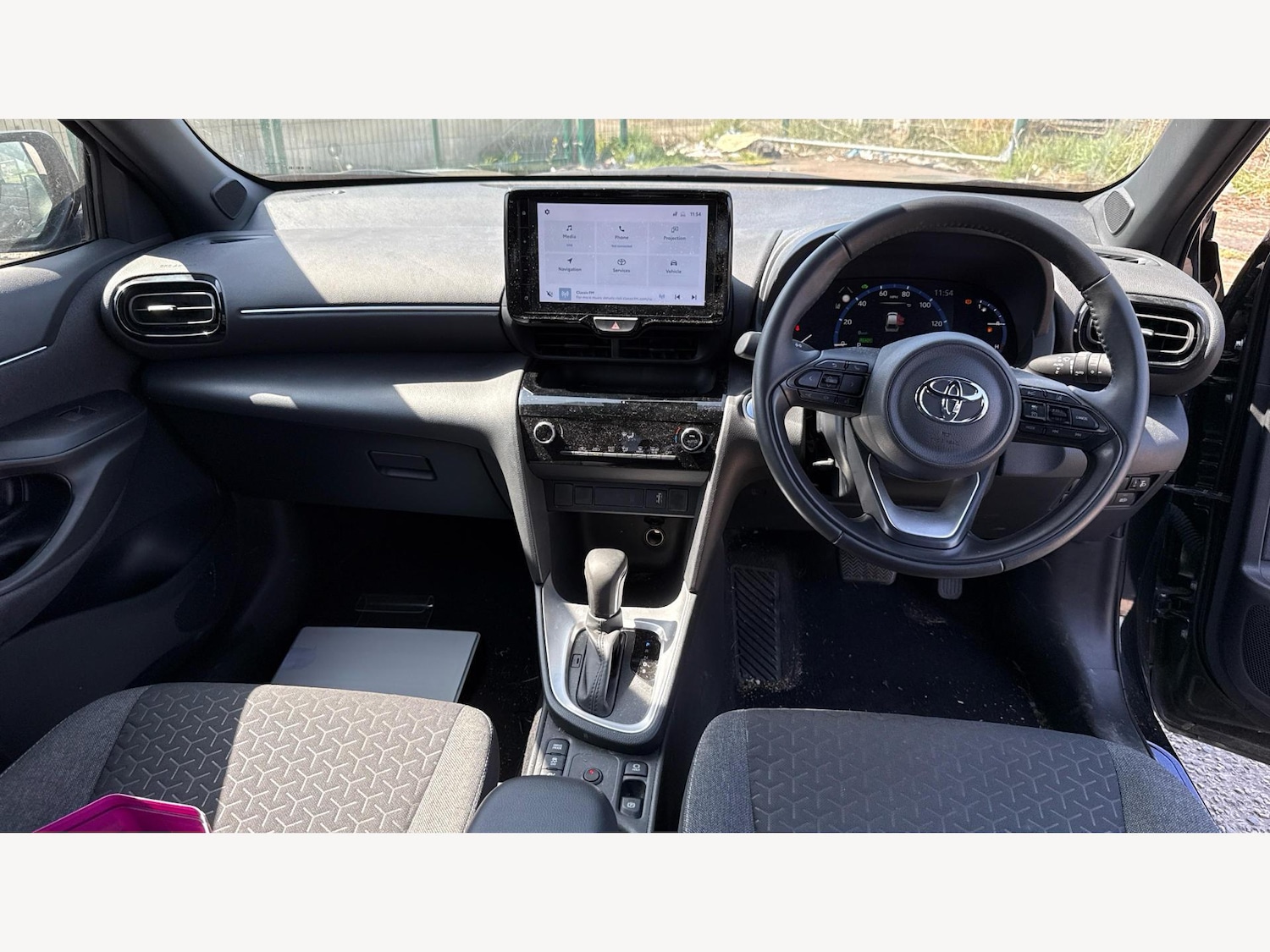 Used Toyota Yaris Cross 2023 for sale - 76498590: Photo 7