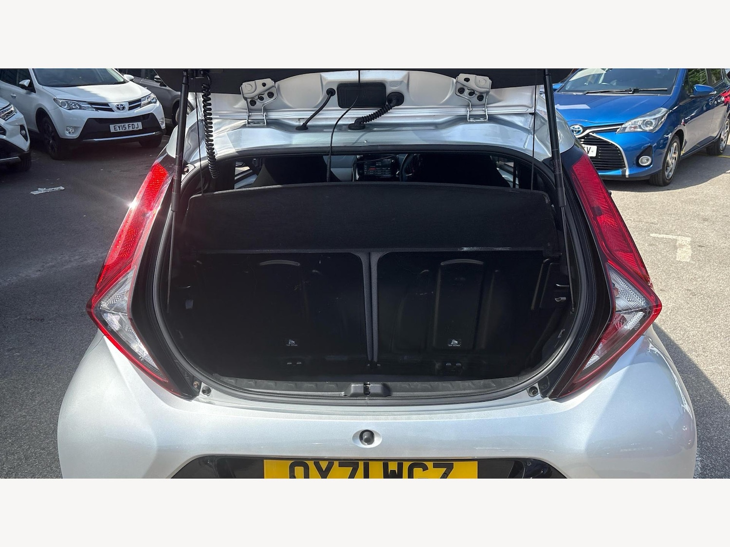 Used Toyota AYGO 2021 for sale - 76607731: Photo 16