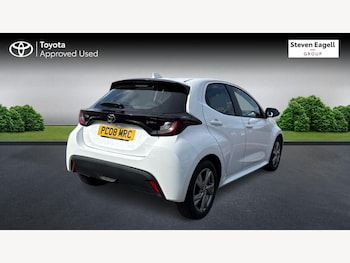 Used Toyota Yaris 2024 for sale - 75531405: Photo