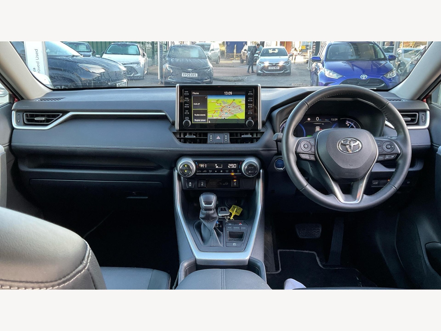 Used Toyota RAV4 2021 for sale - 76801877: Photo 7