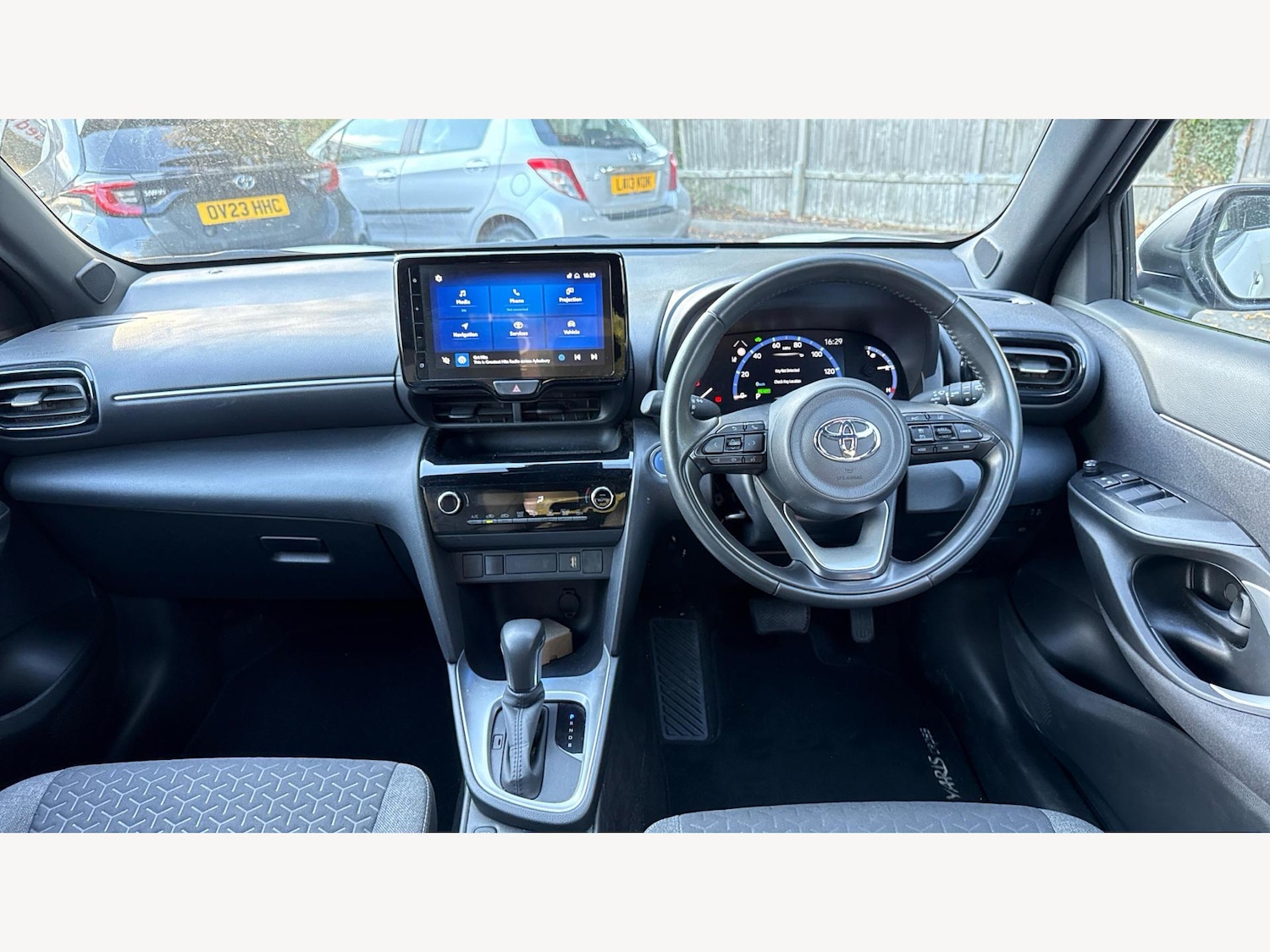 Used Toyota Yaris Cross 2024 for sale - 76158870: Photo 7