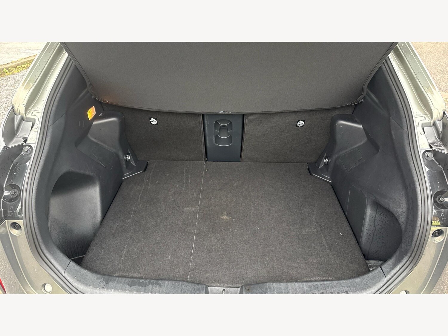 Used Toyota Yaris Cross 2025 for sale - 77574528: Photo 16