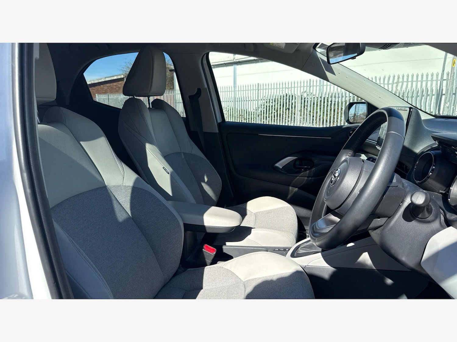 Used Toyota Yaris for sale - 77793703: Photo 13