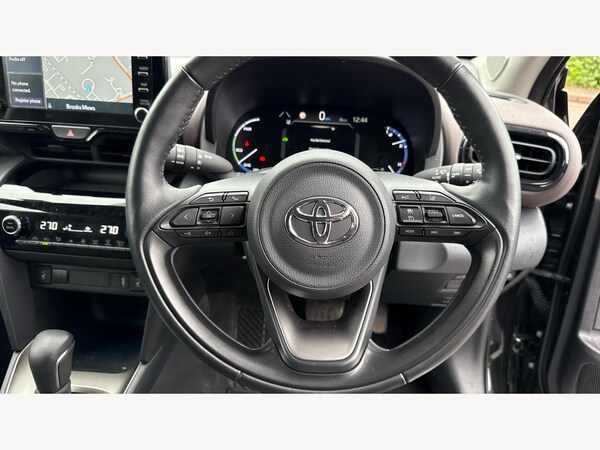 Used Toyota Yaris Cross 2023 for sale - 76188689: Photo 10