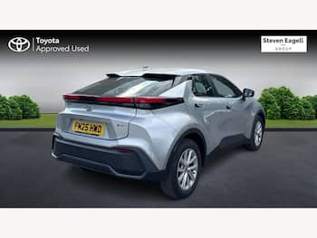 Used Toyota C-HR 2025 for sale - 79657442: Photo