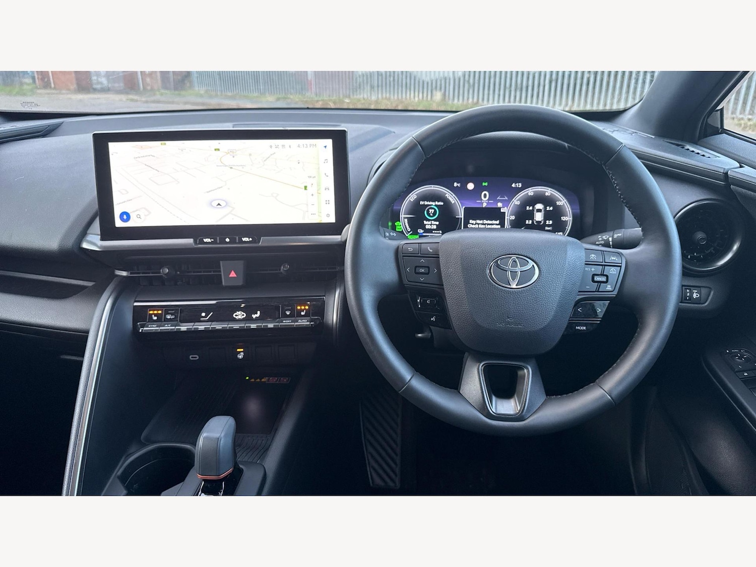 Used Toyota C-HR 2024 for sale - 77565024: Photo 8