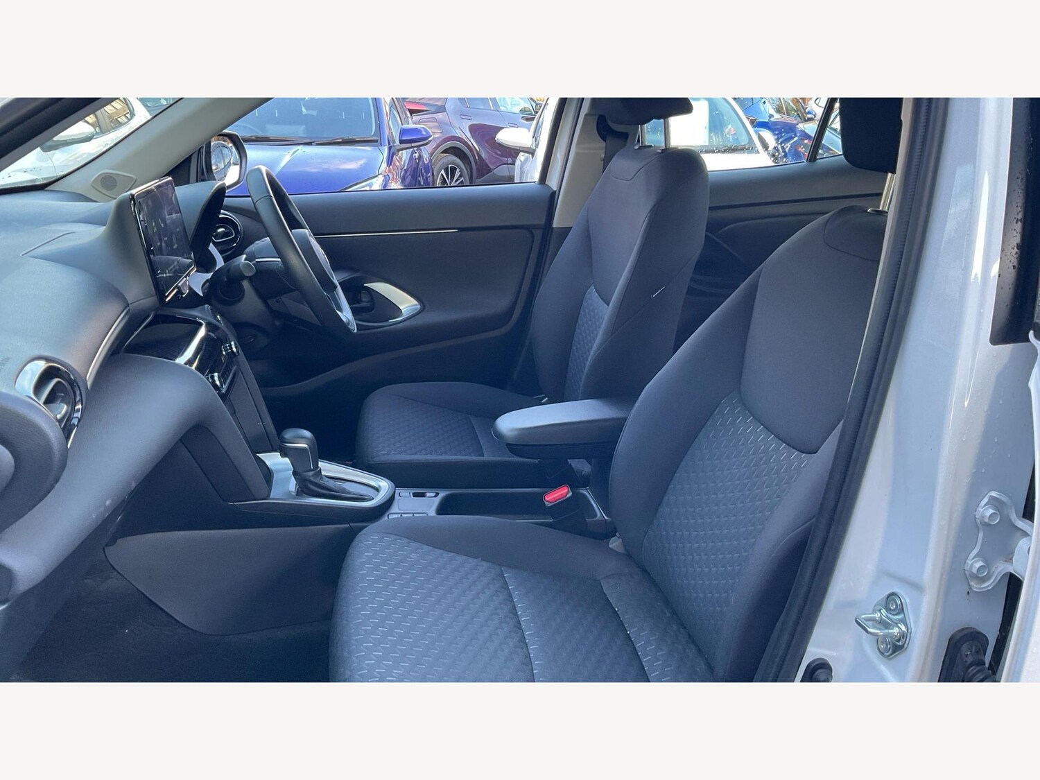 Used Toyota Yaris Cross for sale - 76702175: Photo 12