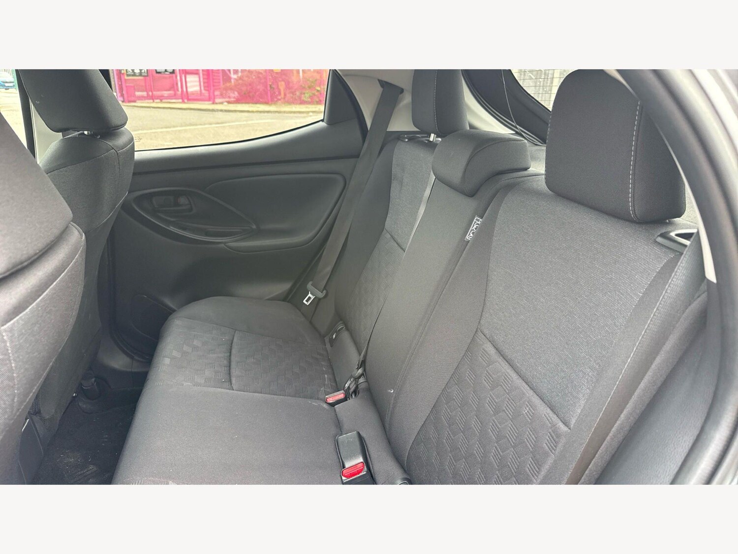 Used Toyota Yaris for sale - 77908770: Photo 15