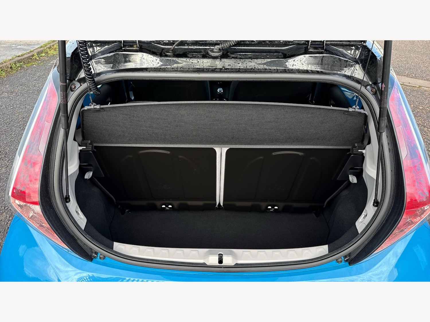 Used Toyota AYGO 2016 for sale - 76926381: Photo 16