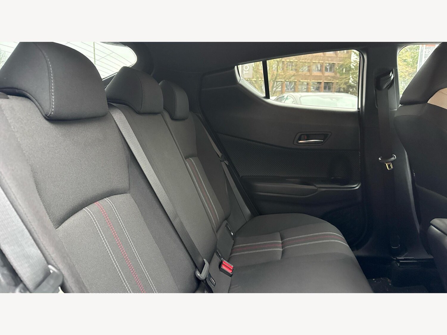 Used Toyota C-HR 2021 for sale - 77074671: Photo 14