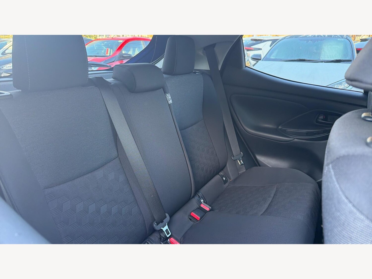 Used Toyota Yaris 2024 for sale - 77073909: Photo 14