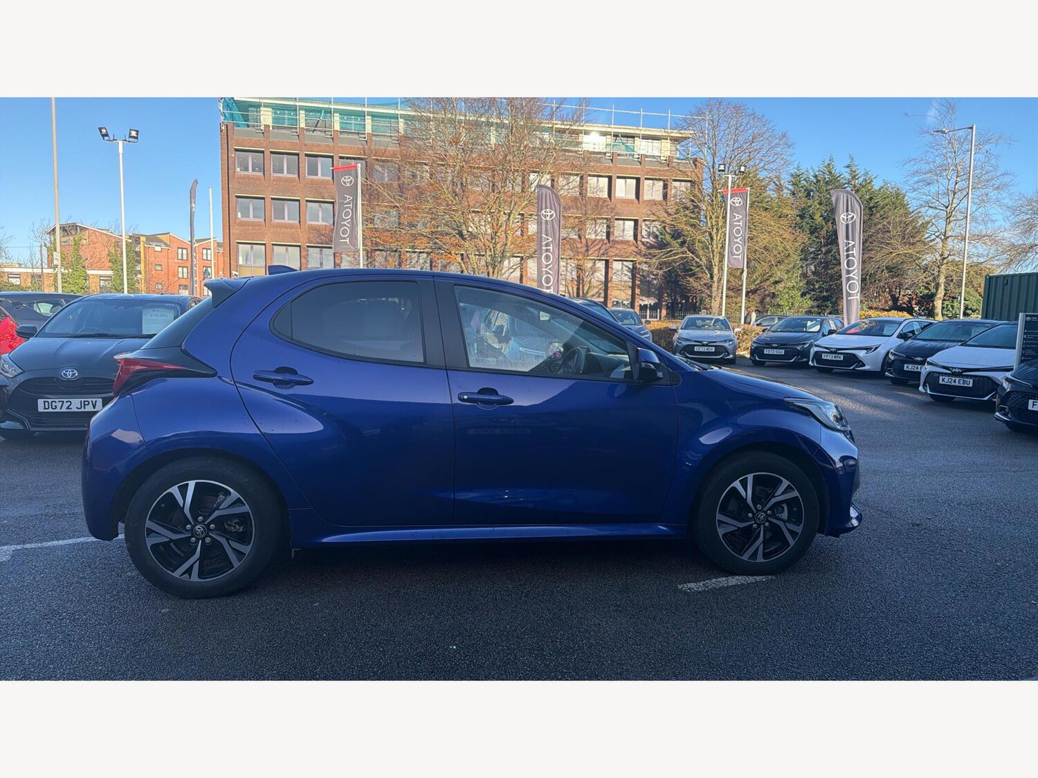 Used Toyota Yaris 2024 for sale - 77073909: Photo 18