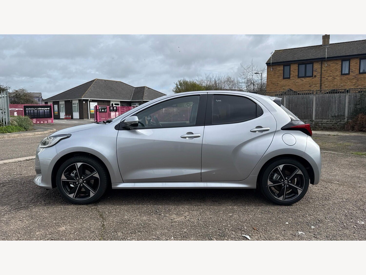 Used Toyota Yaris for sale - 77925749: Photo 19