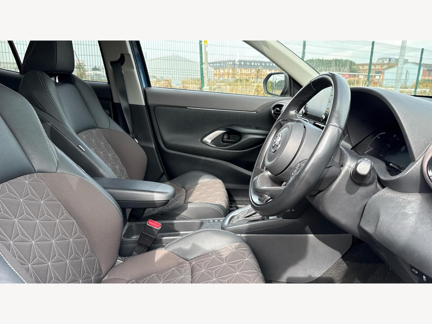 Used Toyota Yaris Cross 2022 for sale - 76158926: Photo 13