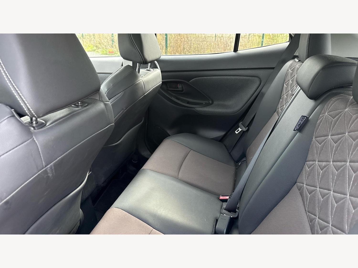 Used Toyota Yaris Cross 2022 for sale - 76158926: Photo 15