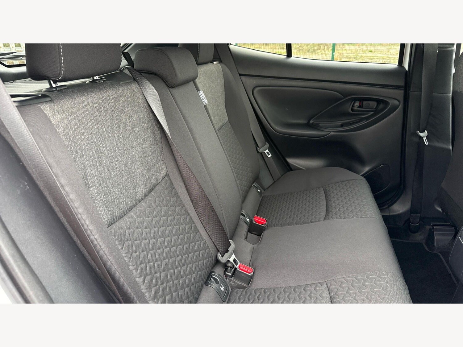 Used Toyota Yaris Cross 2024 for sale - 77940091: Photo 14