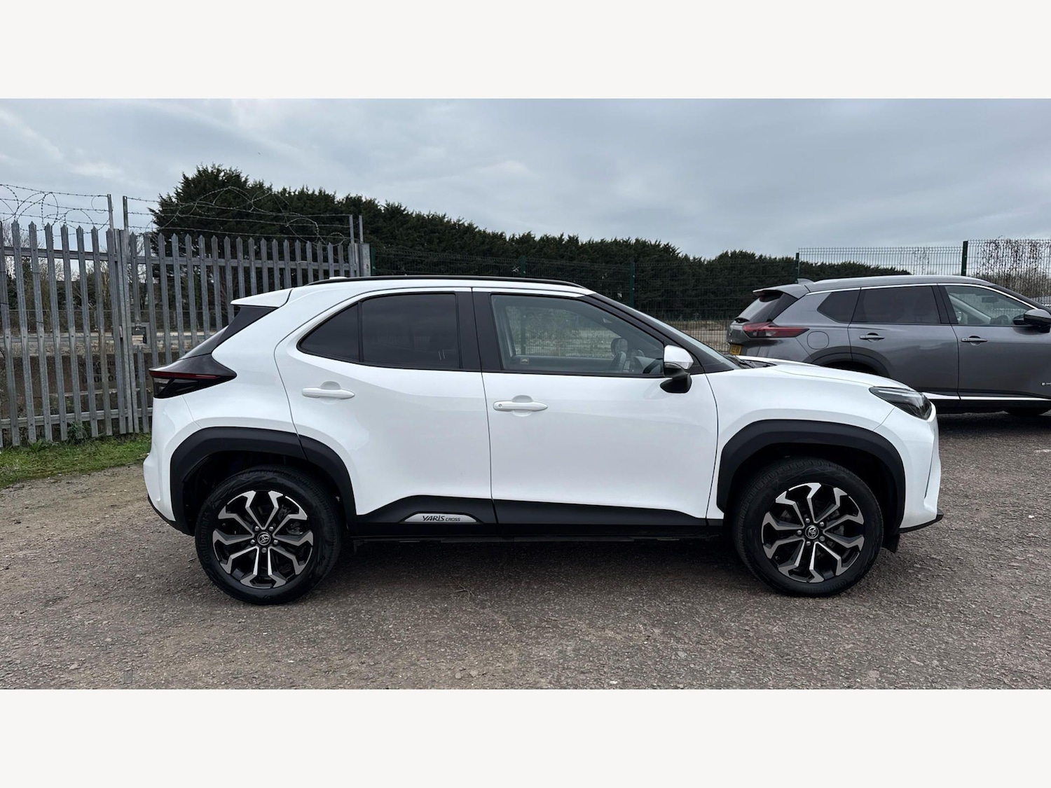 Used Toyota Yaris Cross 2024 for sale - 77940091: Photo 18