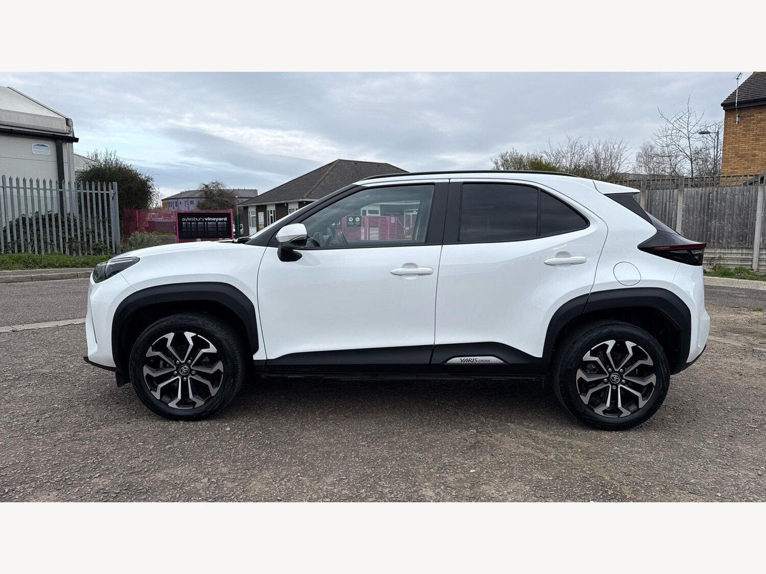 Used Toyota Yaris Cross 2024 for sale - 77940091: Photo 19