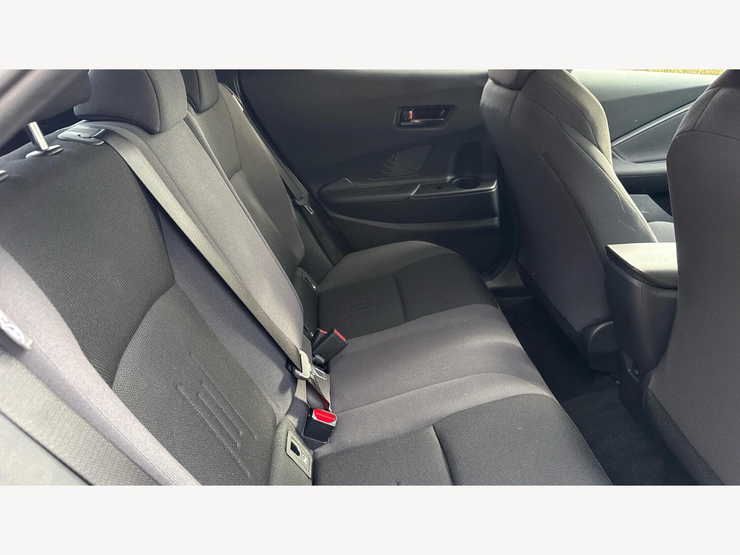 Used Toyota C-HR 2025 for sale - 76457670: Photo 14