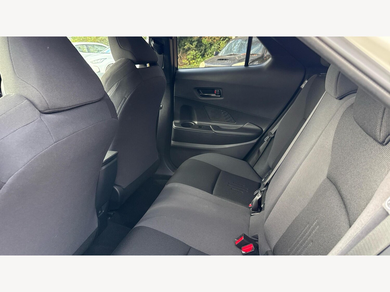 Used Toyota C-HR 2025 for sale - 76457670: Photo 15