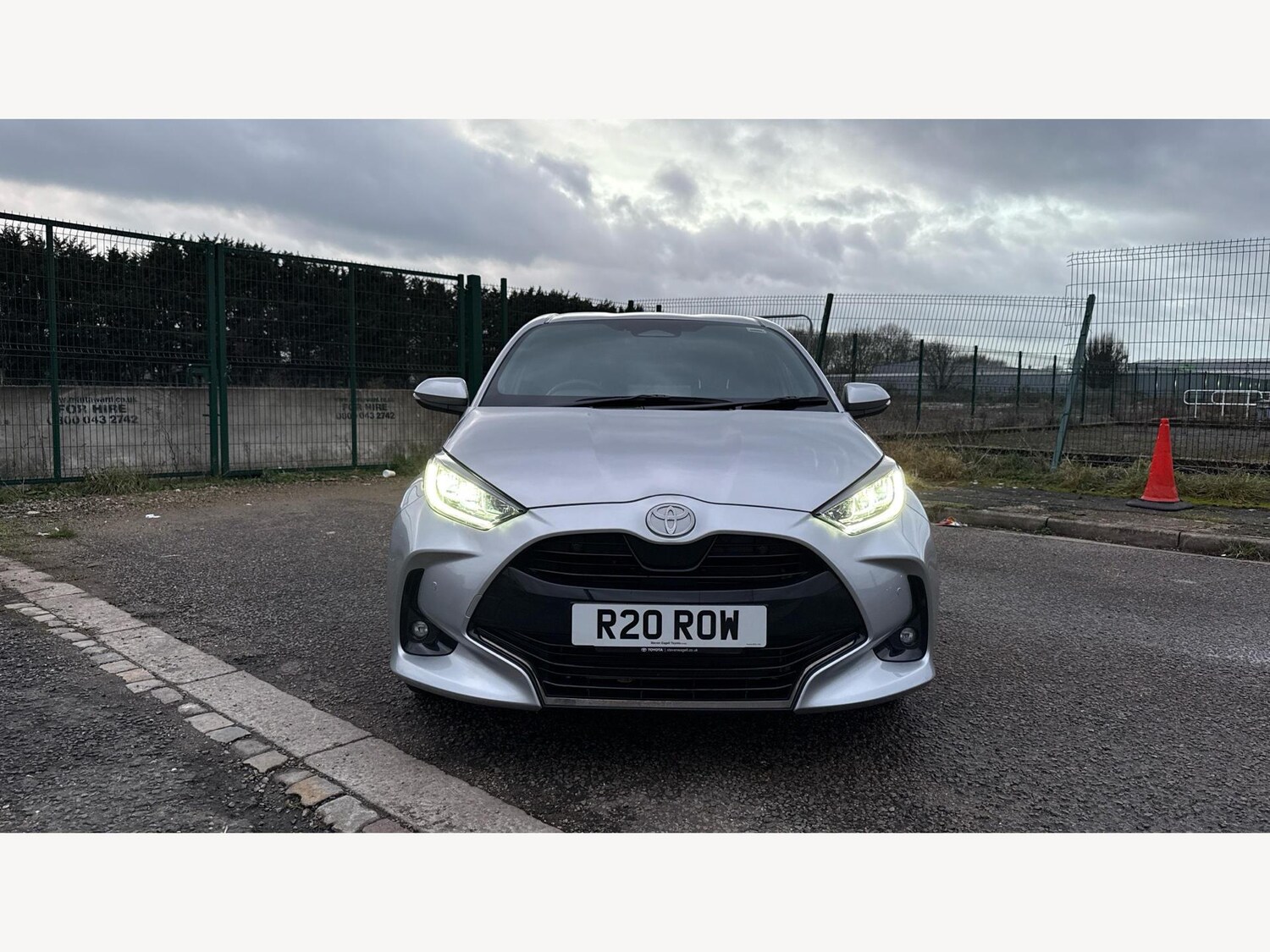 Used Toyota Yaris 2024 for sale - 77229685: Photo 17