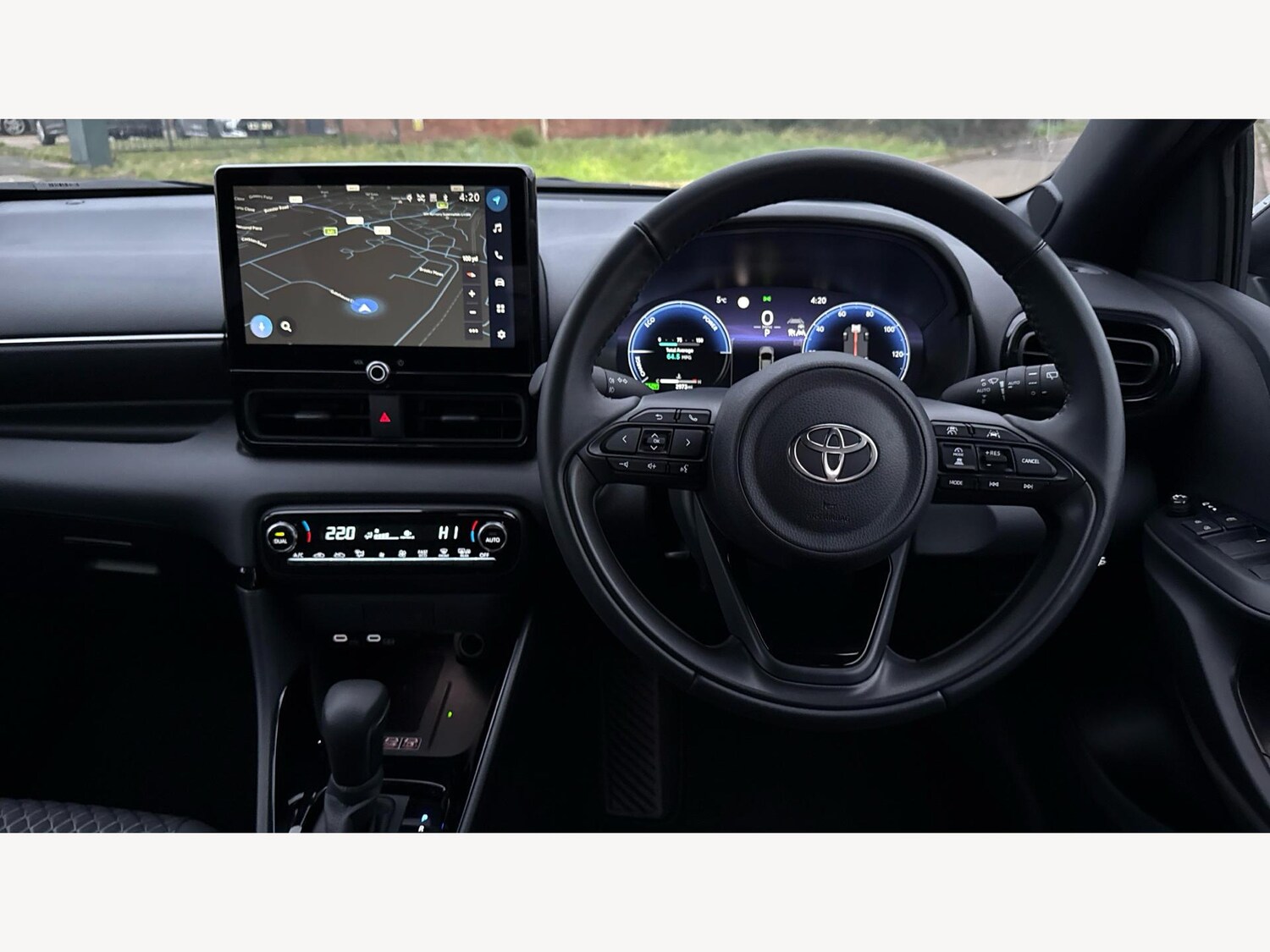 Used Toyota Yaris 2024 for sale - 77229685: Photo 8