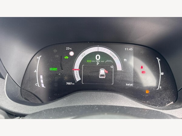 Used Toyota Yaris Cross 2024 for sale - 75809074: Photo 11
