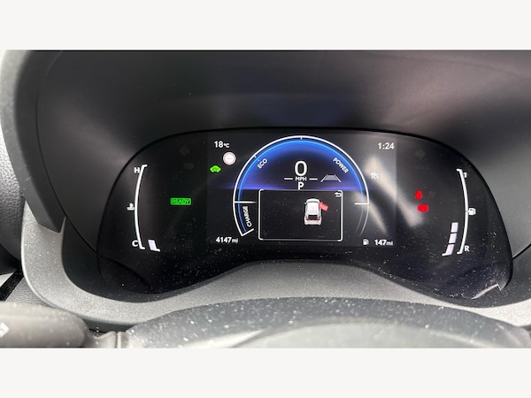 Used Toyota Yaris Cross 2024 for sale - 76189594: Photo 11
