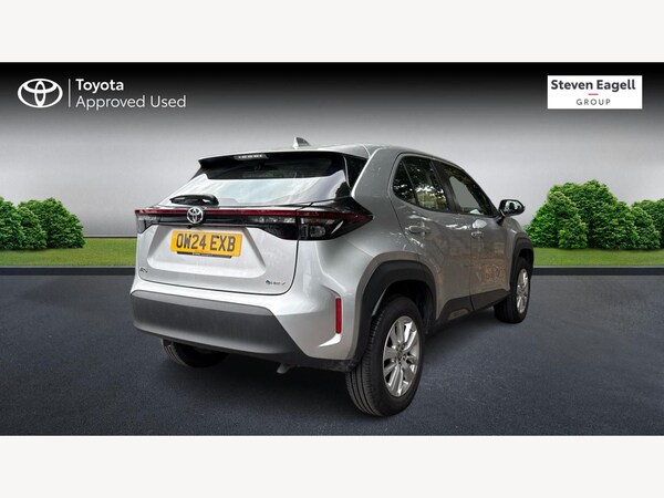 Used Toyota Yaris Cross 2024 for sale - 76189594: Photo 2