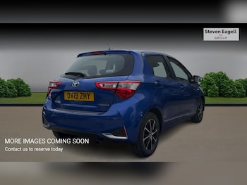 Used Toyota Yaris 2019 for sale - 78752798: Photo