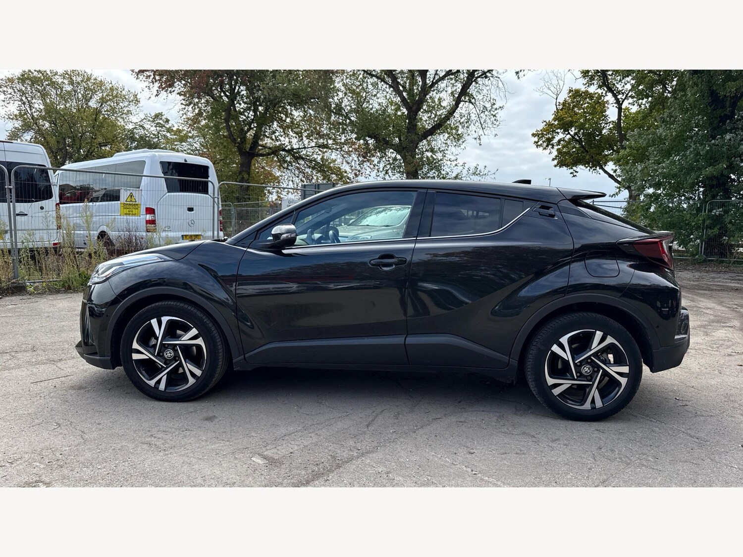 Used Toyota C-HR 2023 for sale - 76095056: Photo 19