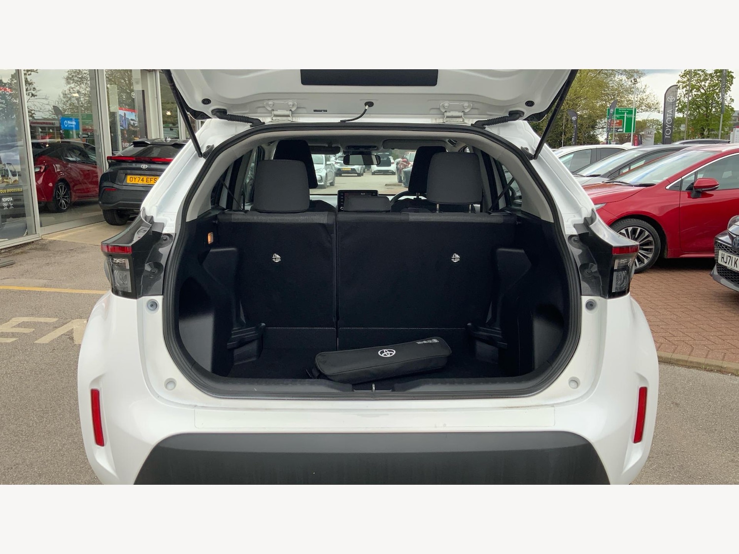 Used Toyota Yaris Cross 2023 for sale - 77484528: Photo 14