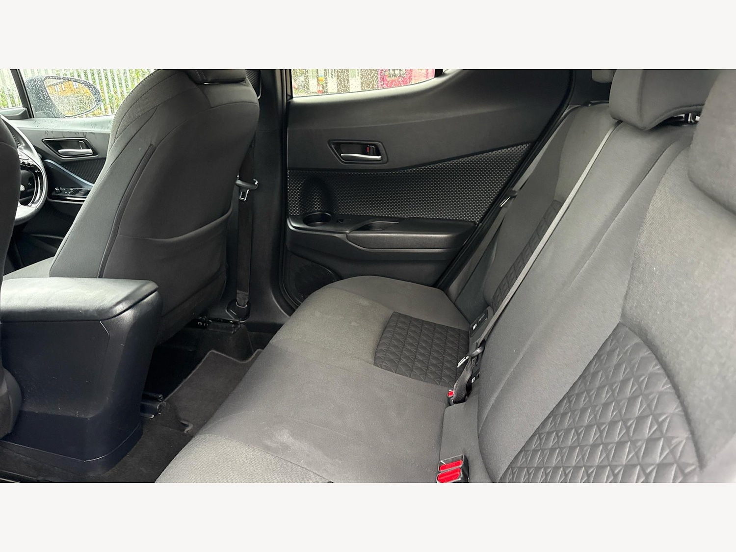 Used Toyota C-HR 2021 for sale - 76522059: Photo 15