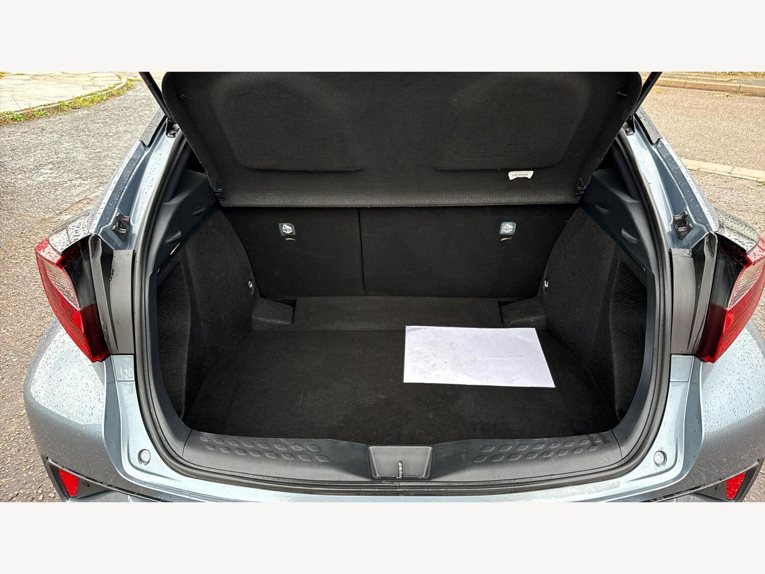 Used Toyota C-HR 2021 for sale - 76522059: Photo 16