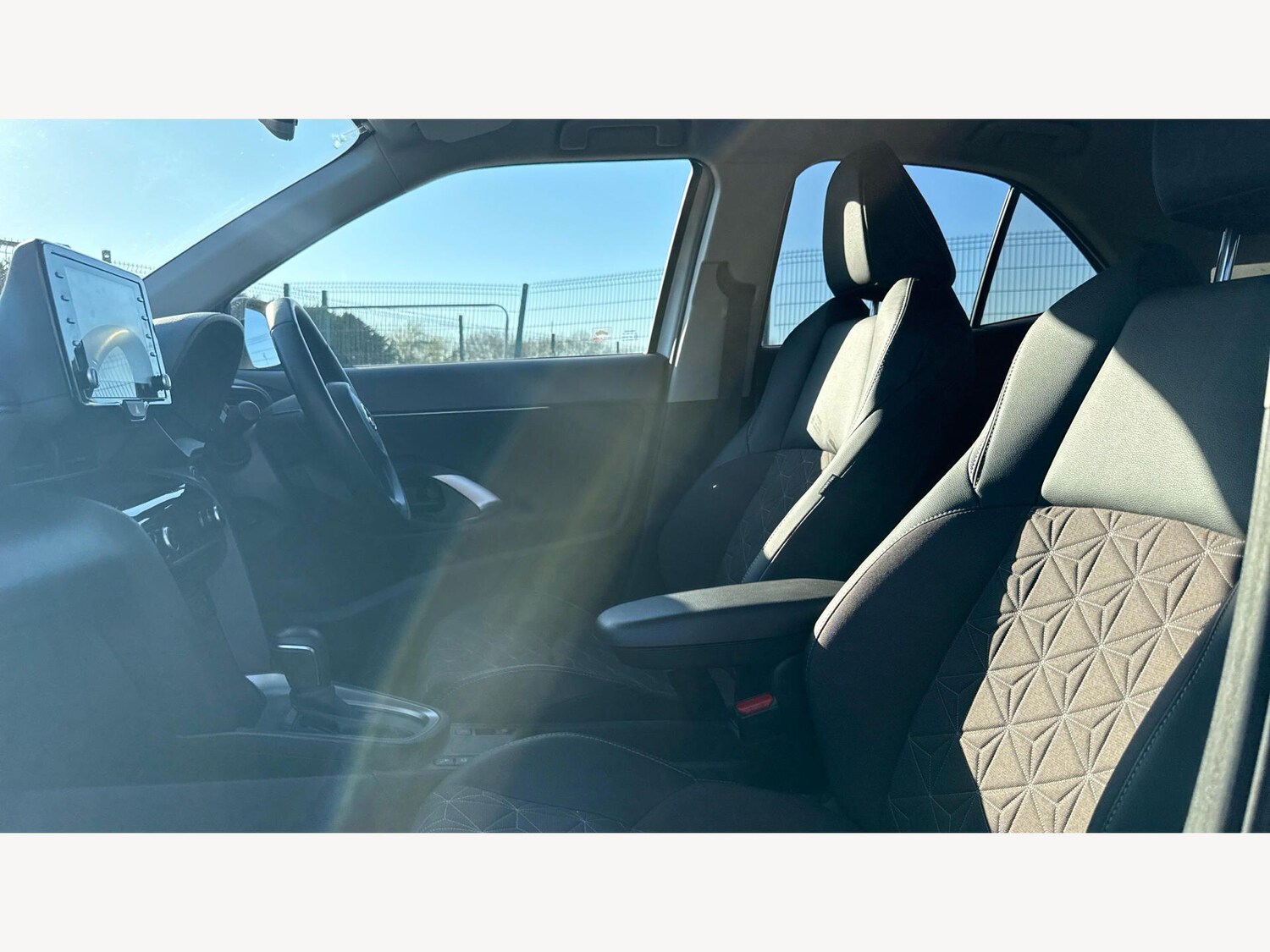 Used Toyota Yaris Cross for sale - 77957550: Photo 12