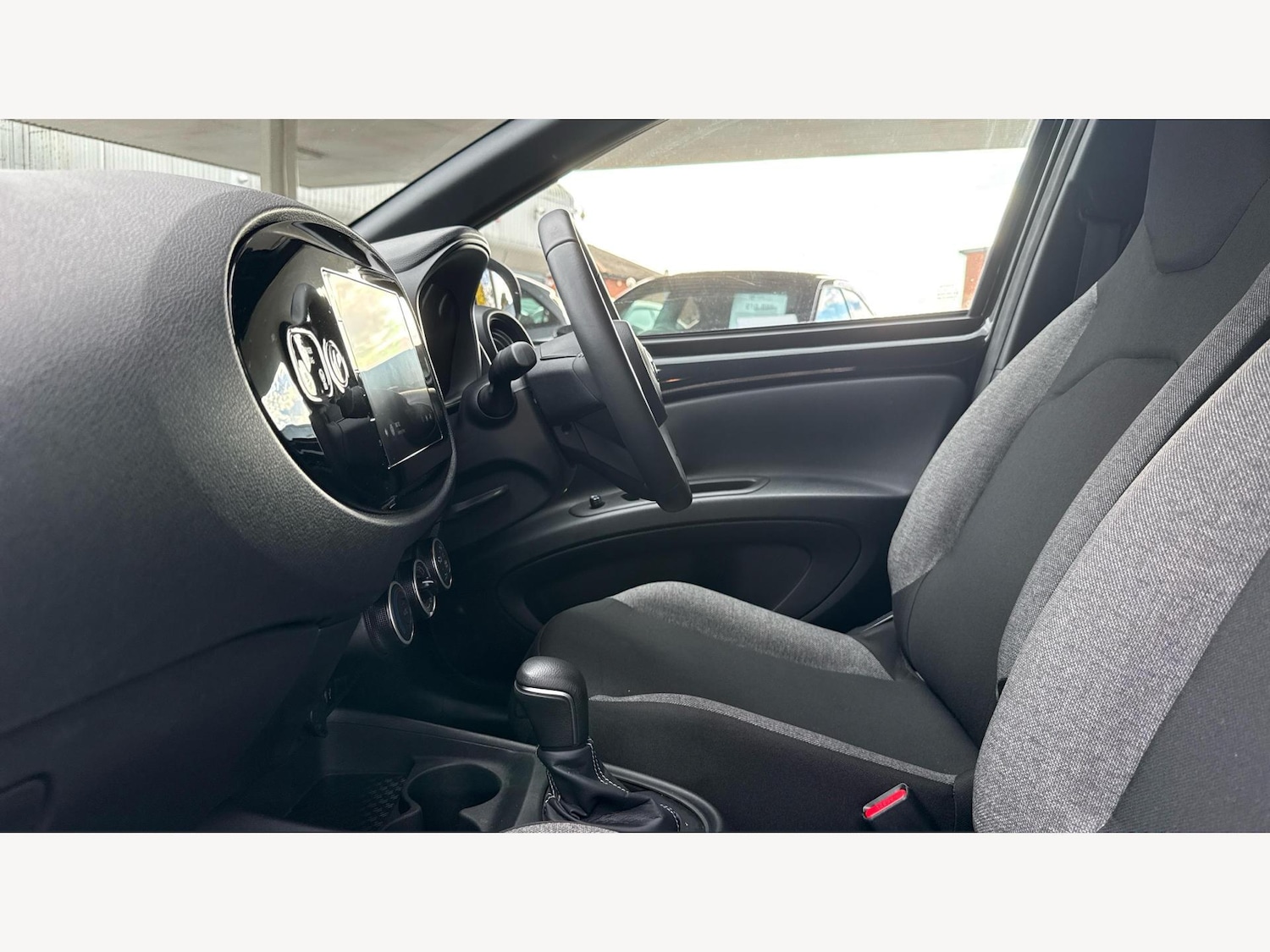 Used Toyota Aygo X 2024 for sale - 76522156: Photo 12