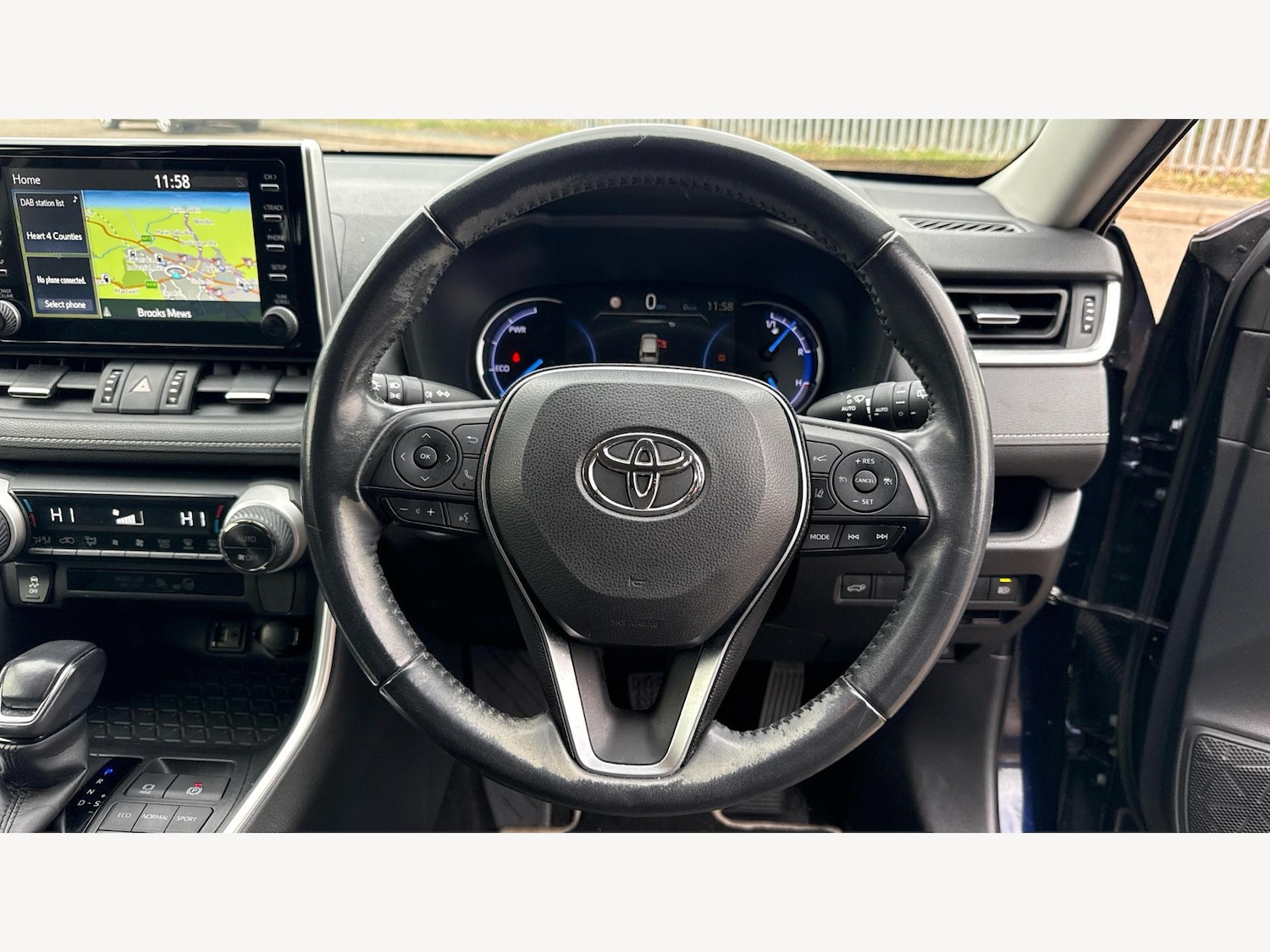 Used Toyota RAV4 2019 for sale - 77387285: Photo 10