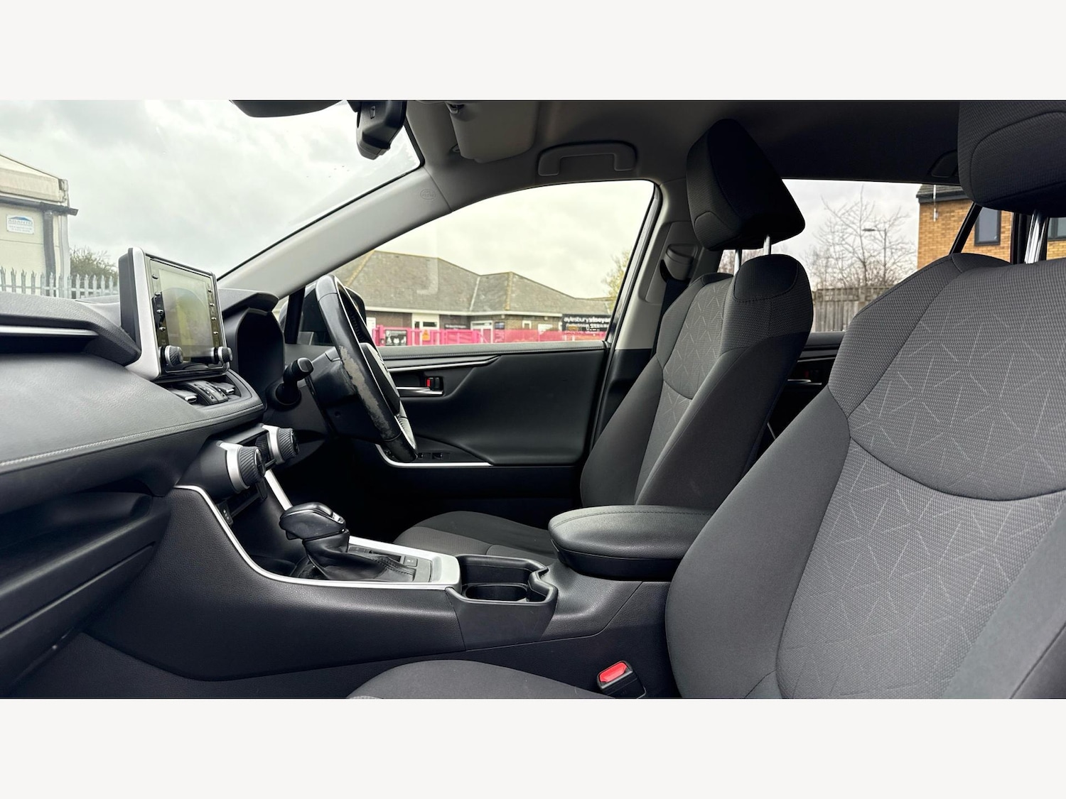 Used Toyota RAV4 2019 for sale - 77387285: Photo 12