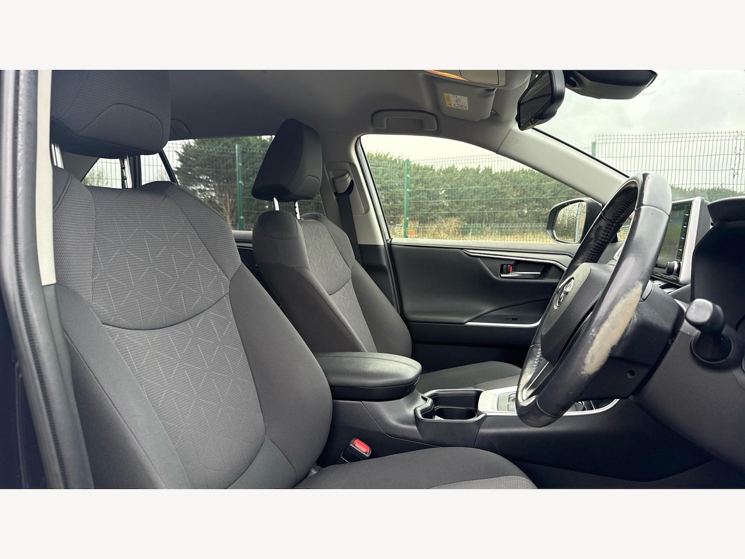 Used Toyota RAV4 2019 for sale - 77387285: Photo 13