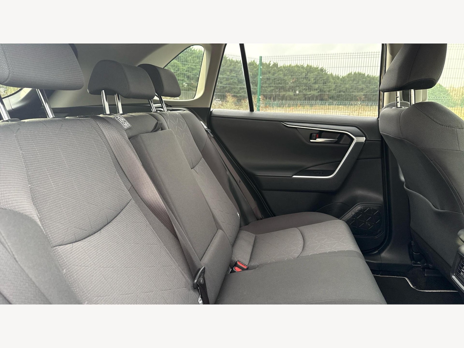 Used Toyota RAV4 2019 for sale - 77387285: Photo 14