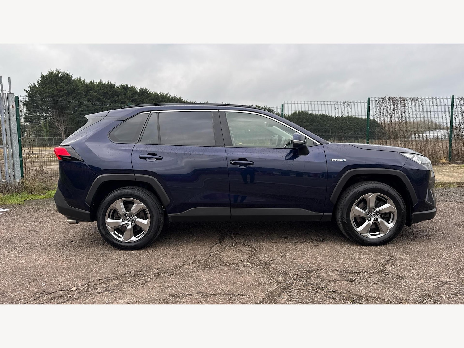 Used Toyota RAV4 2019 for sale - 77387285: Photo 18