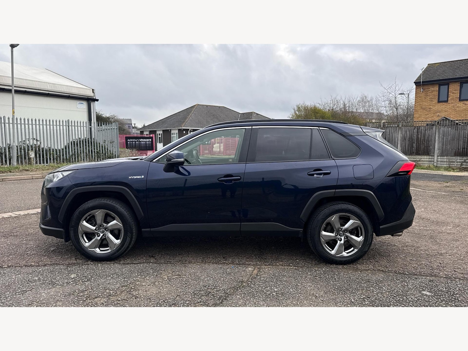 Used Toyota RAV4 2019 for sale - 77387285: Photo 19