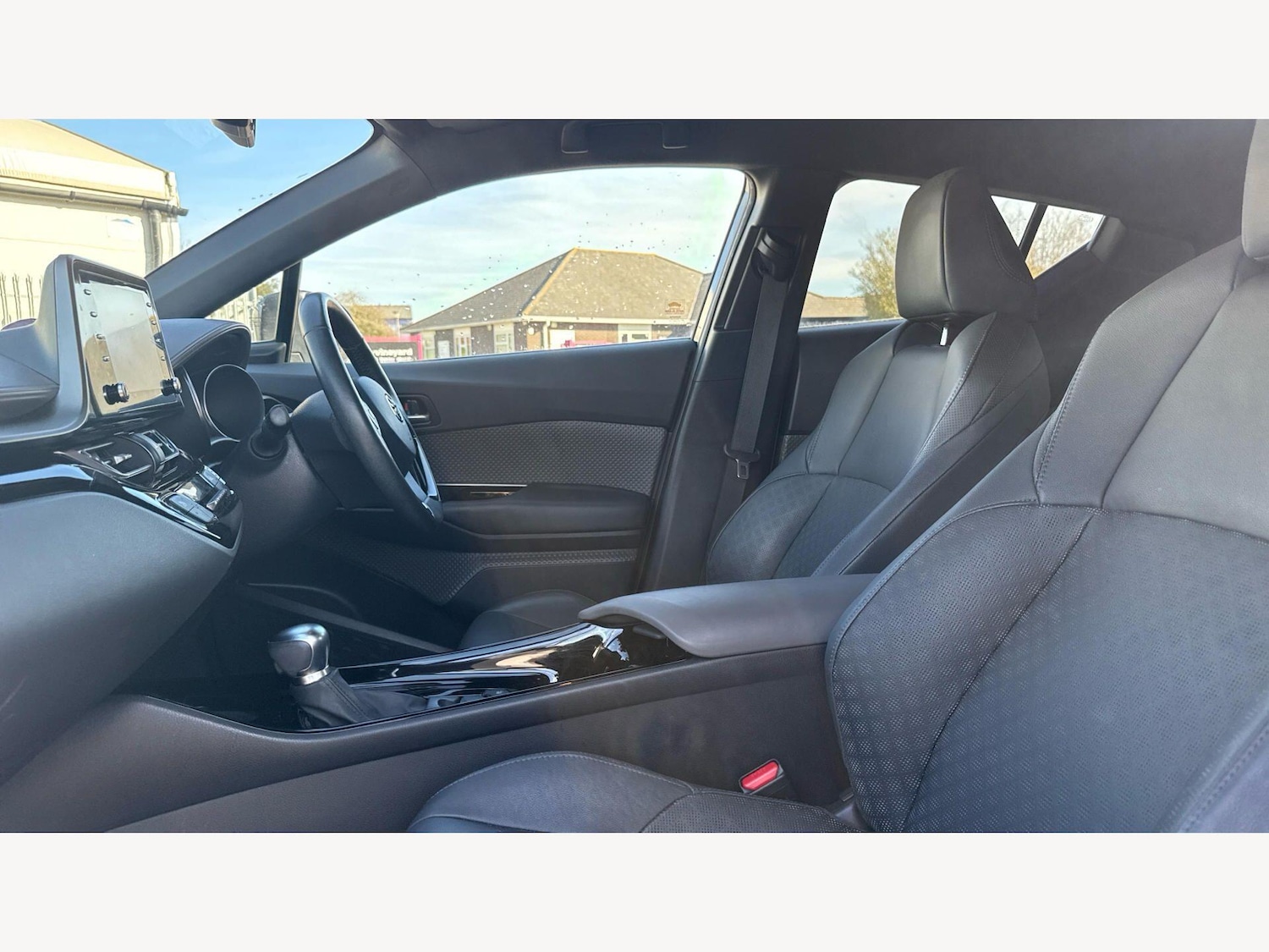 Used Toyota C-HR for sale - 77807767: Photo 12
