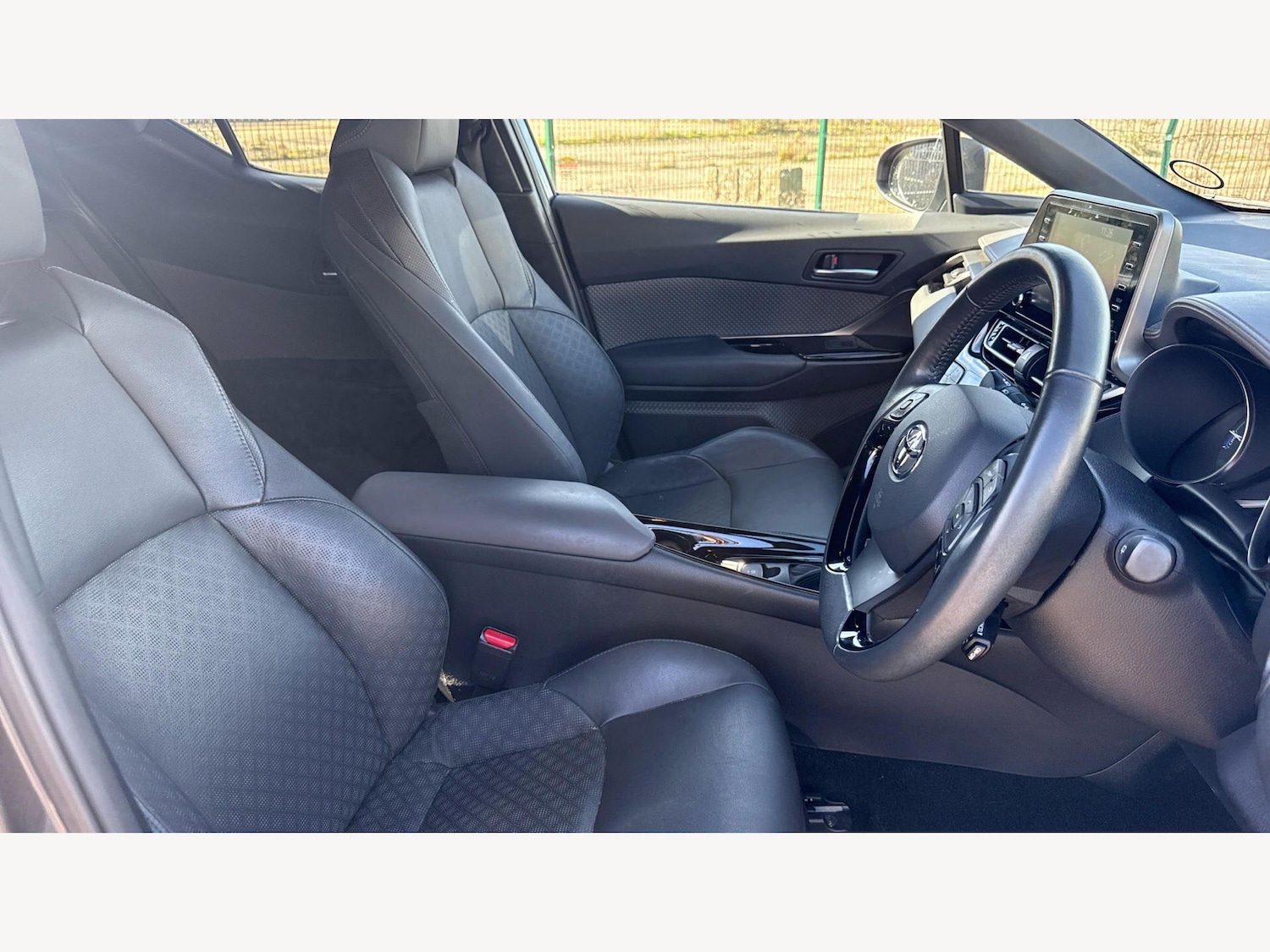 Used Toyota C-HR for sale - 77807767: Photo 13